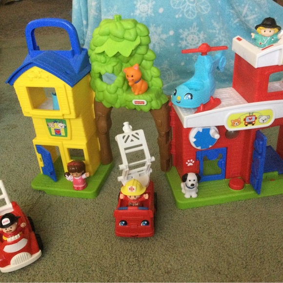 Fisher Price Animal Rescue Playset - Picture 4 of 4